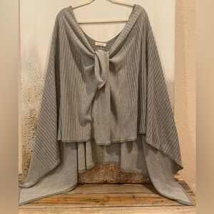 Calvin Klein Metallic Evening Wrap/Shawl Gray Poncho Sweater - One Size
